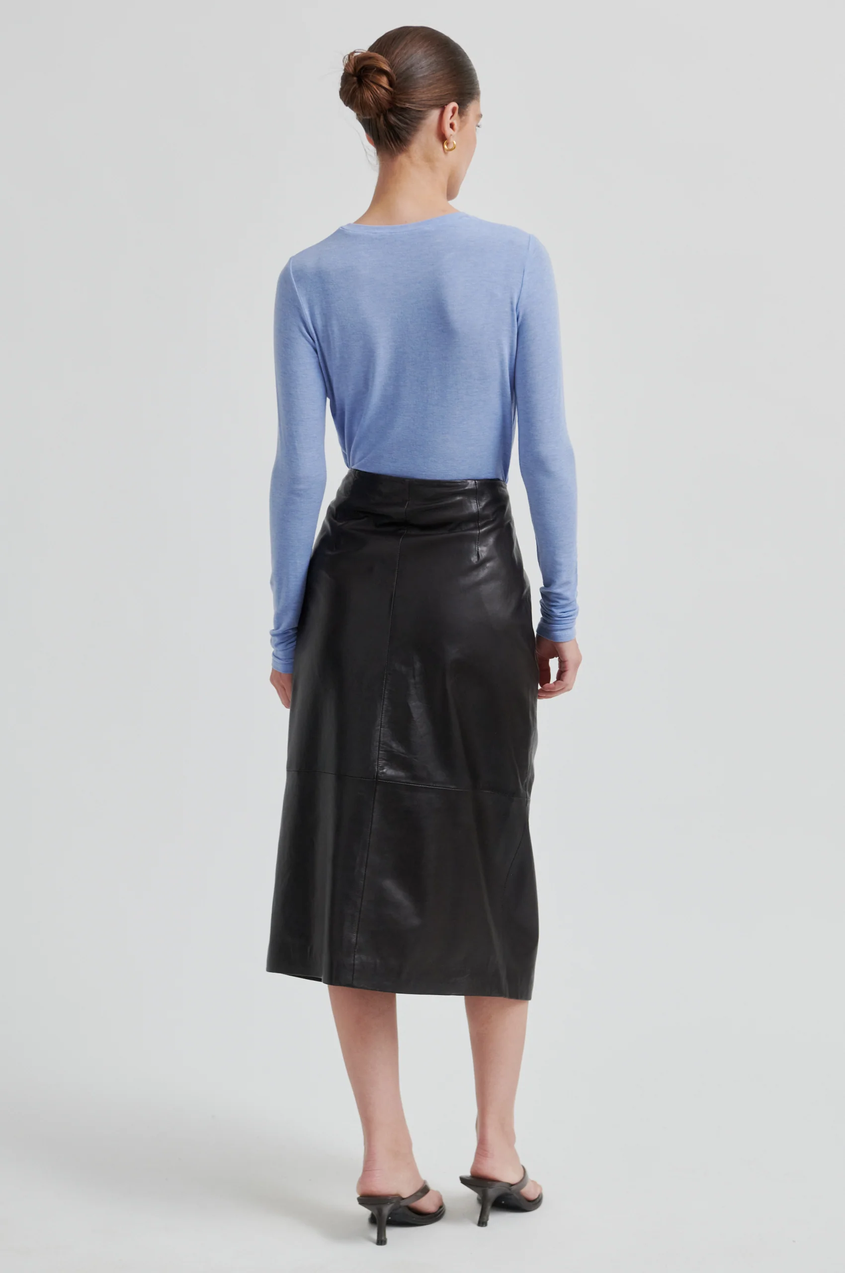 Matima O-Neck Tee - Image 4